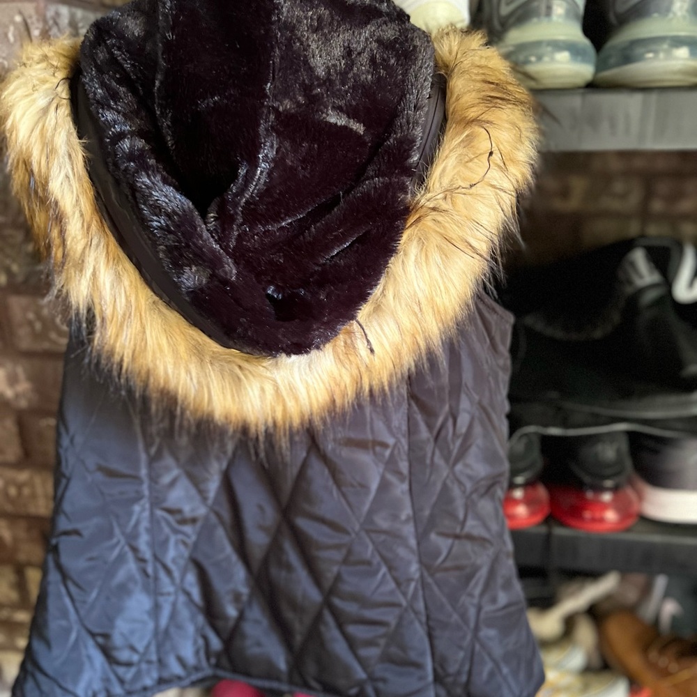Black vest new
